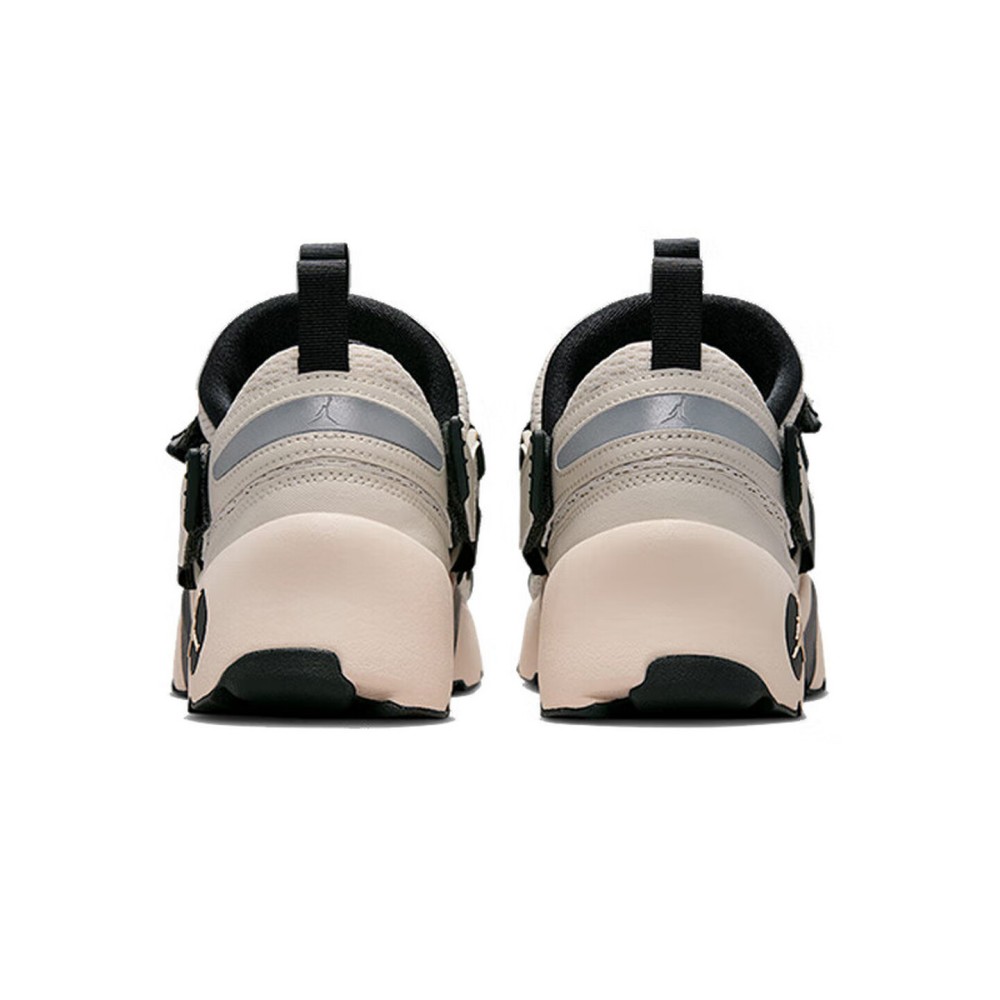Nike TRUNNER LX: Stylish, Vers - Women Shoes Running Nike review and price